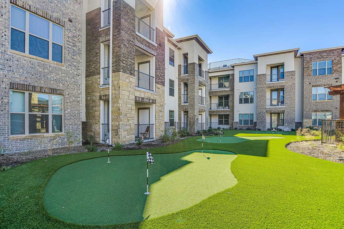 Ariel Pointe of Sachse Senior Living photo 3