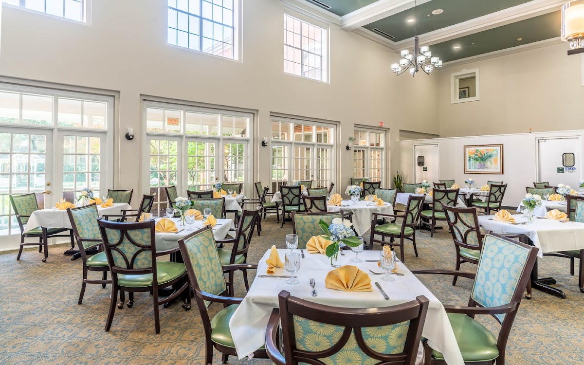 Caruth Haven Court photo 3