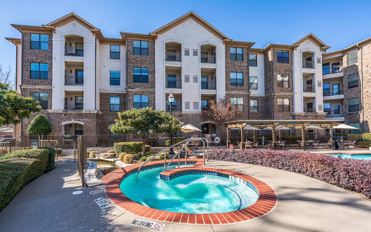 Conservatory At Keller Town Center photo 3