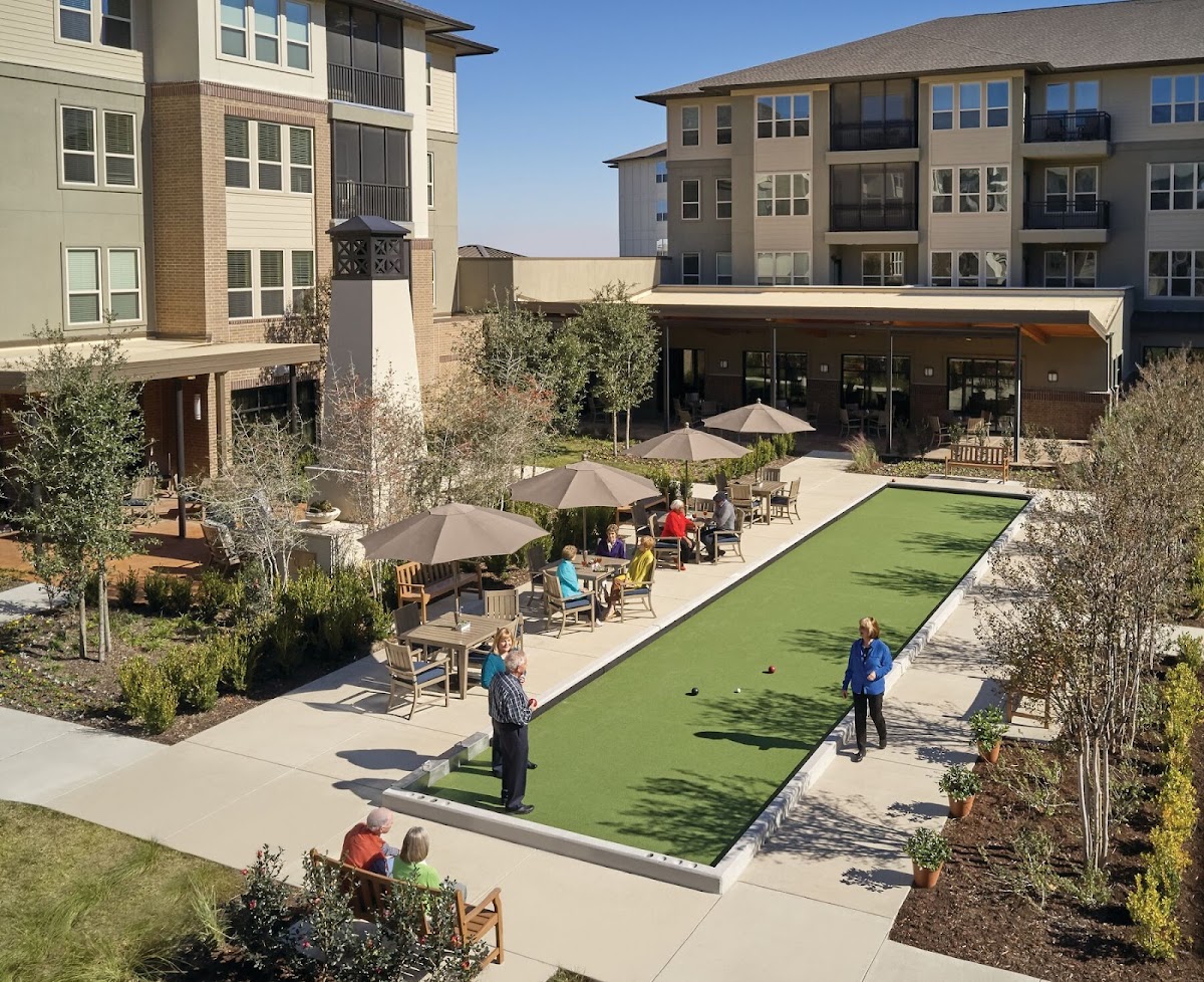 Highland Springs Senior Living Community photo 2