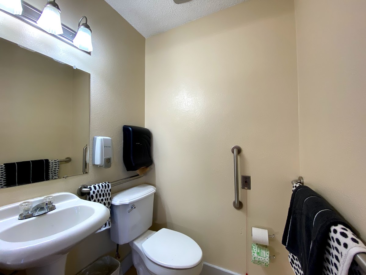 Mesquite Tree Nursing Center photo 3