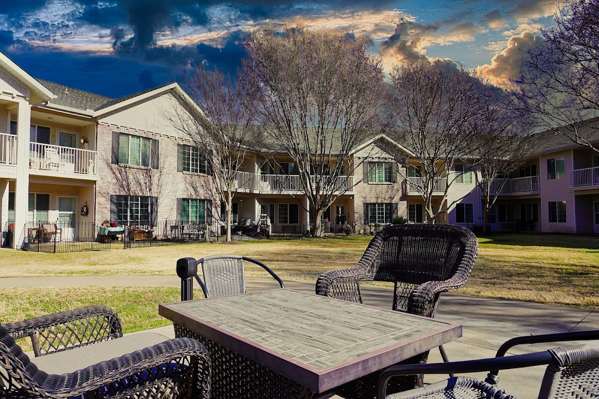 Pinewood Hills - Sky Active Living photo 3