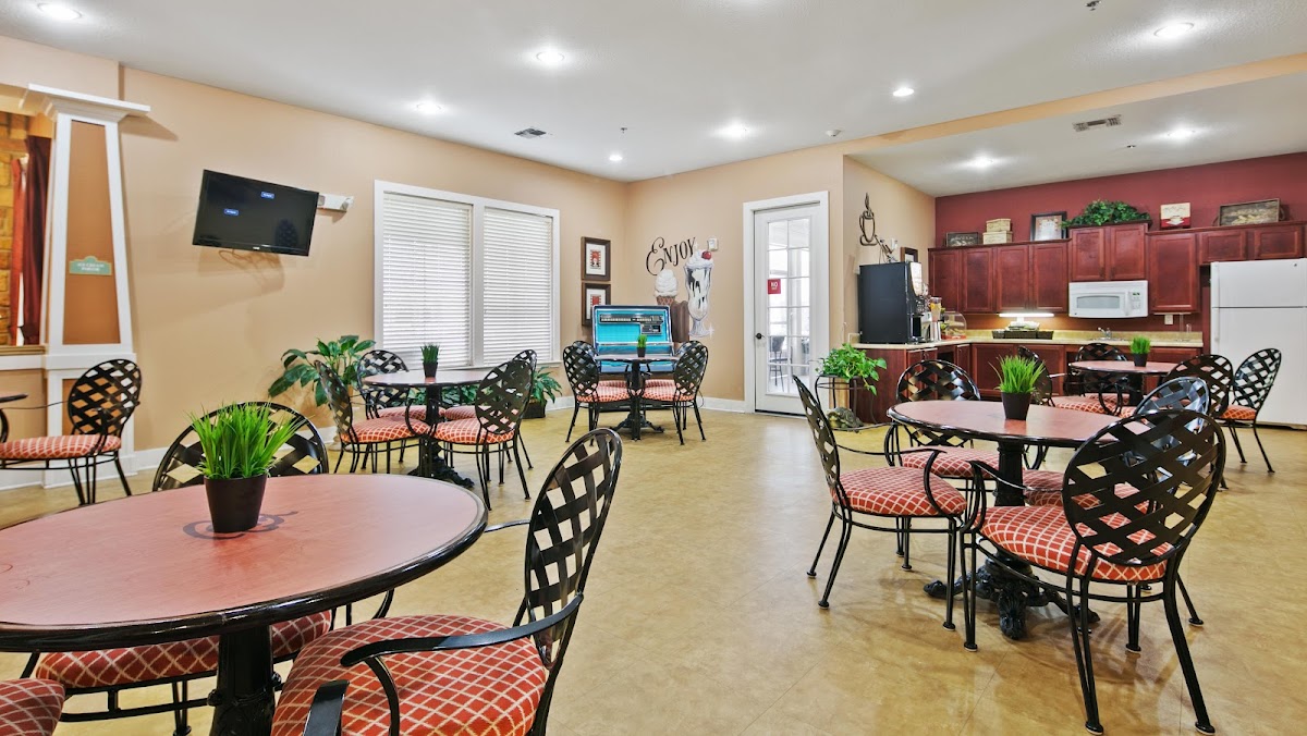 Rosewood Assisted Living & Memory Care photo 2