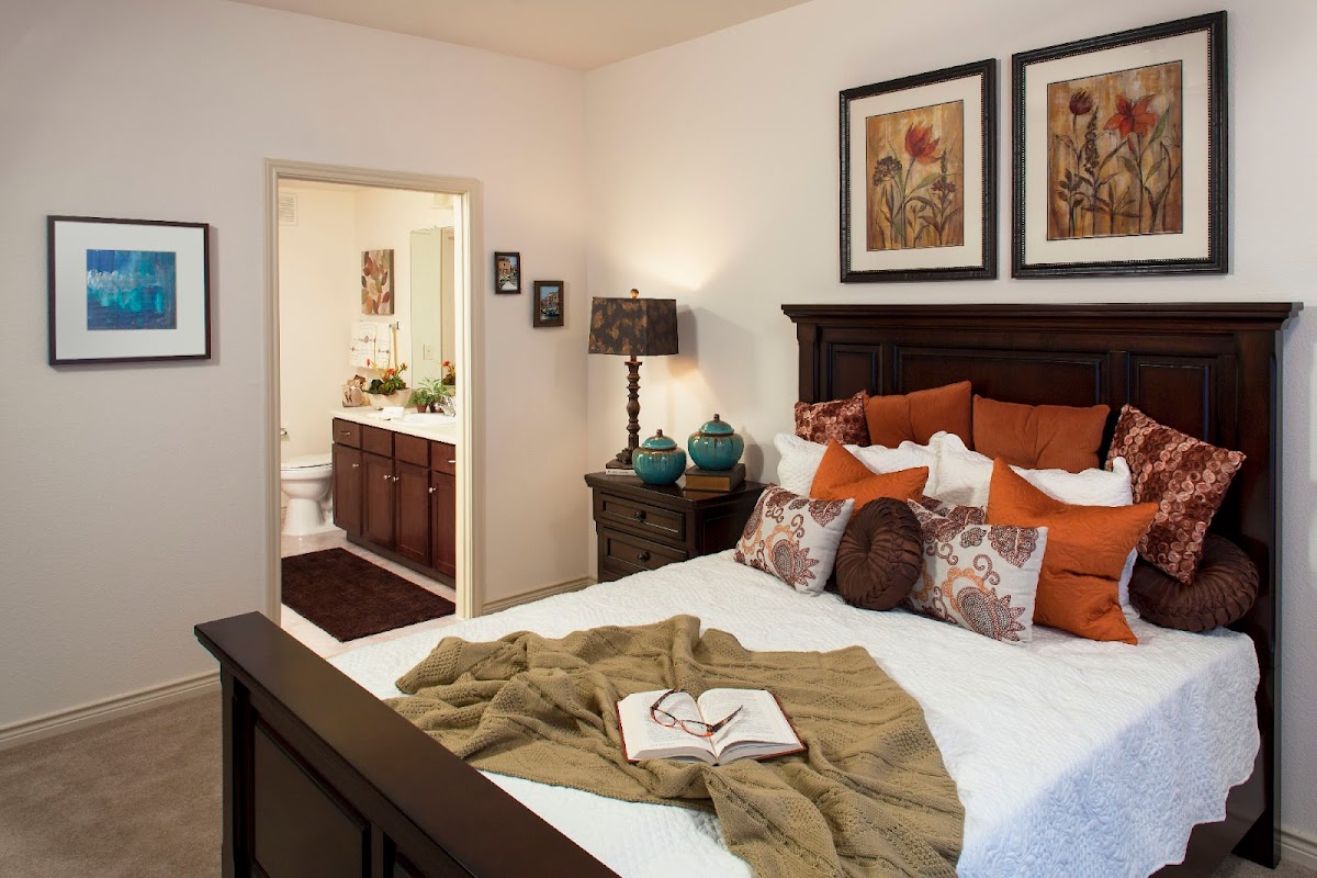 Sedona Place photo 1