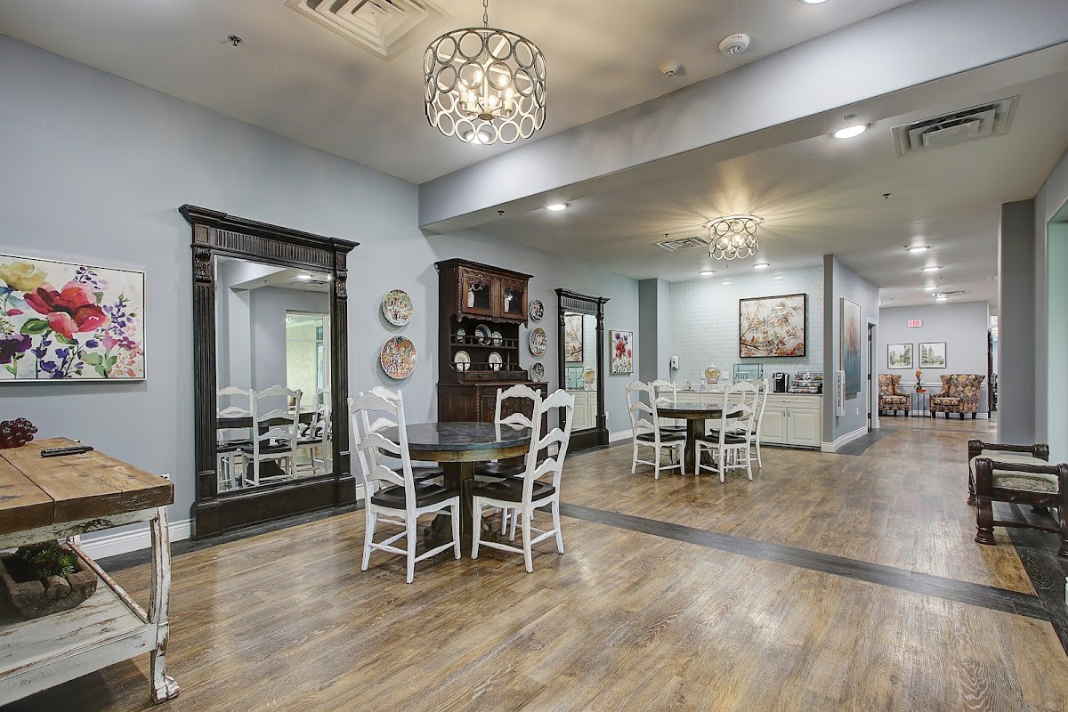 The Ridglea Senior Living photo 2